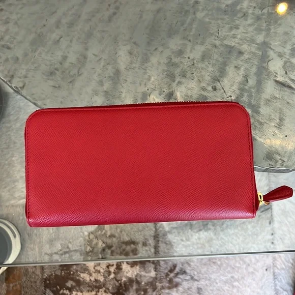 Prada wallet - Picture 3 of 6